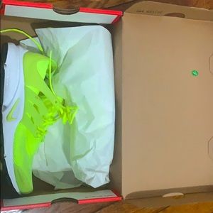 Nike presto VOLT YELLOW